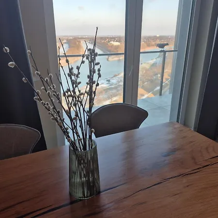 17th Floor With River View Panorama Апартаменты Вроцлав